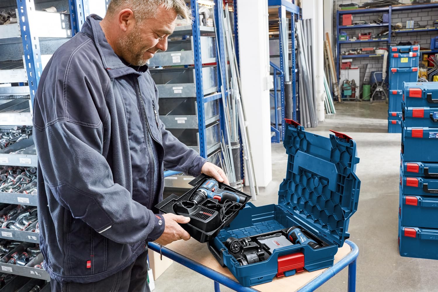 Thumbnail 2 de Bosch Professional L-BOXX 238 – Robuste L-BOX mit hoher Belastbarkeit und vielseitiger Kompatibilität