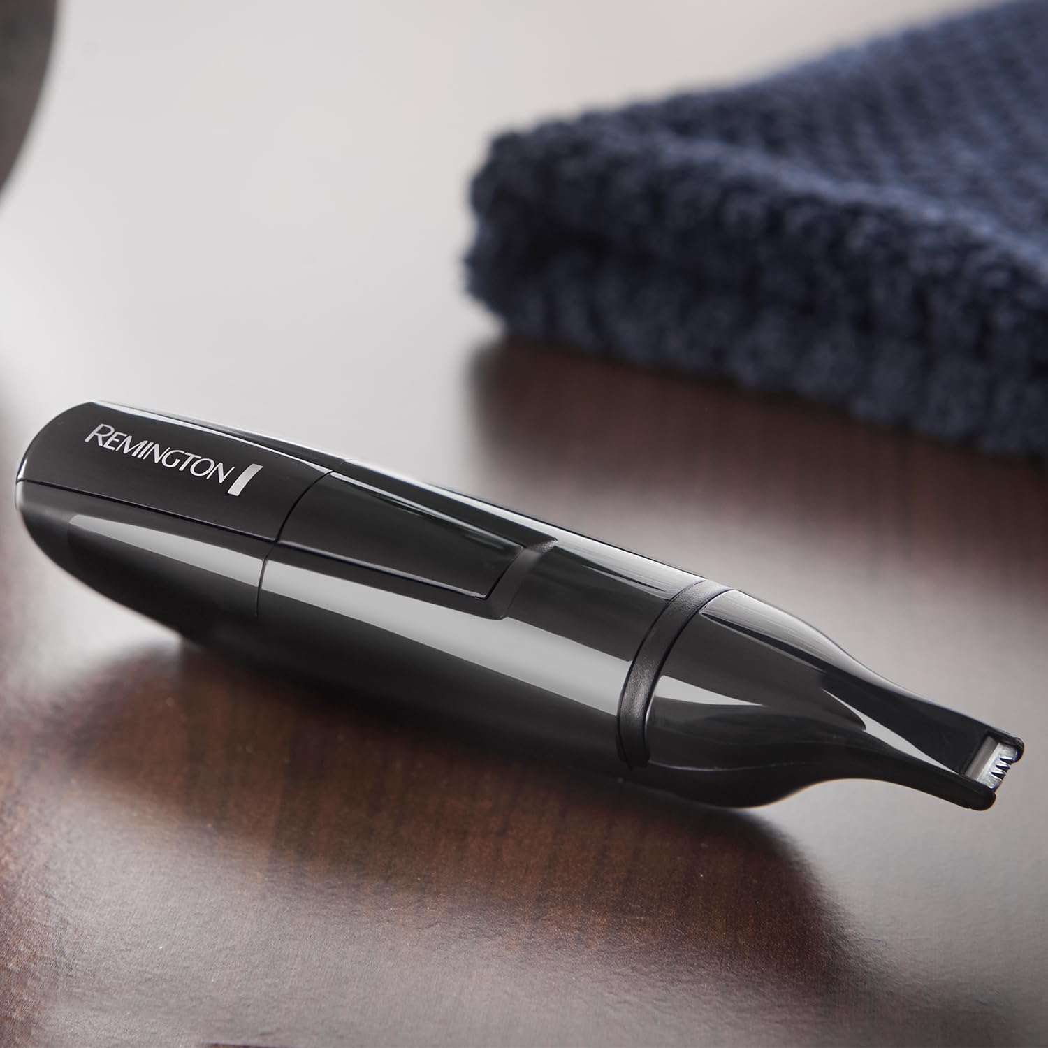 Detalle 2 de Remington NE3150 Tondeuse nez 1 pile AA