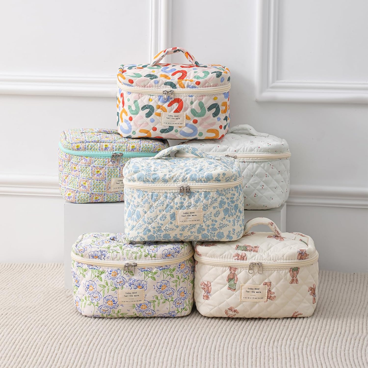 Detalle 2 de uekeboag Quilted Makeup Bag 10x6x5.5 in