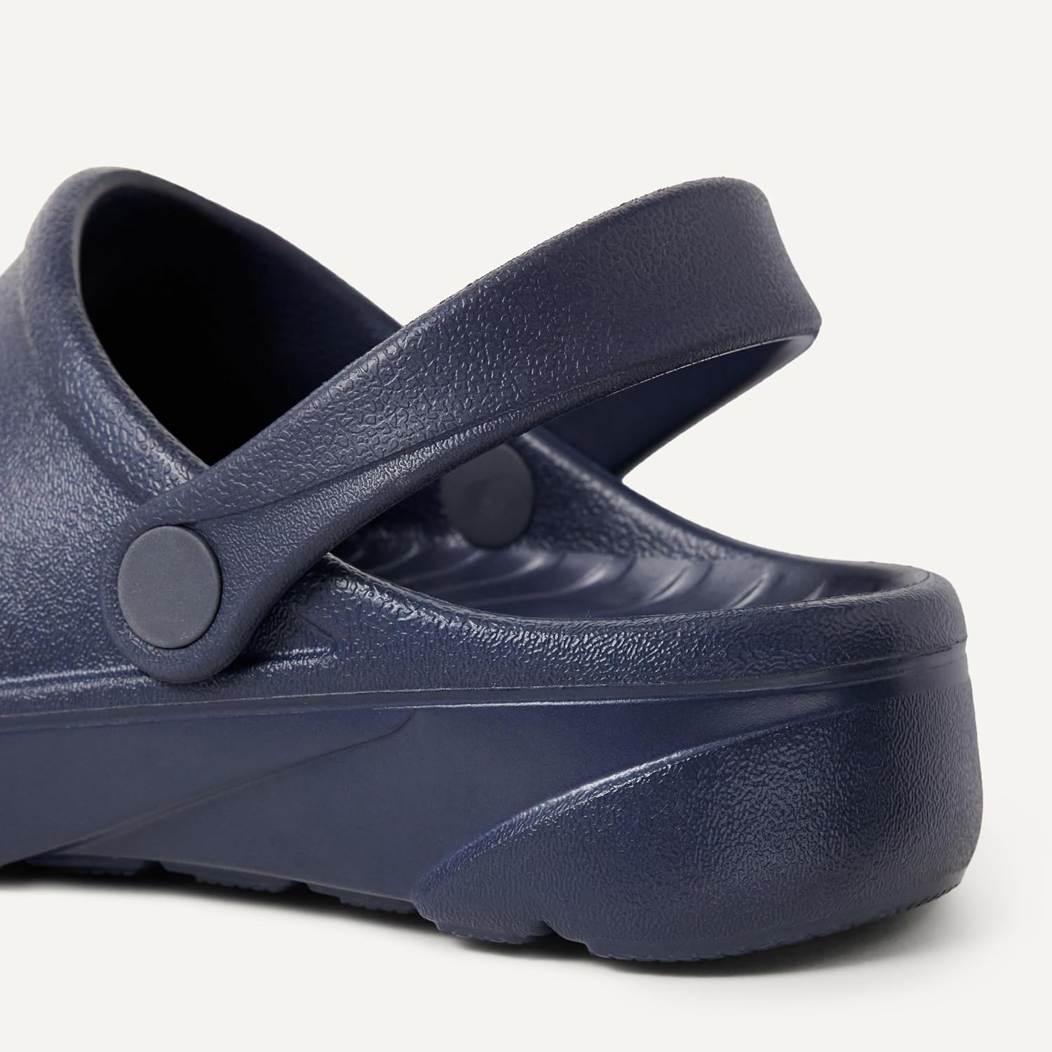 Detalle de Amazon Essentials Unisex Adults' Lightweight Garden Clogs