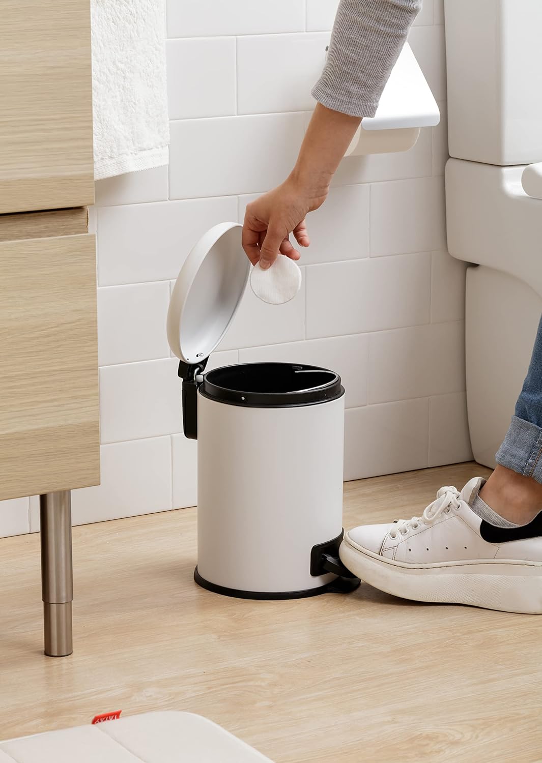 Thumbnail 2 de TATAY Papelera Baño con Pedal Inoxidable, 3L 🚮