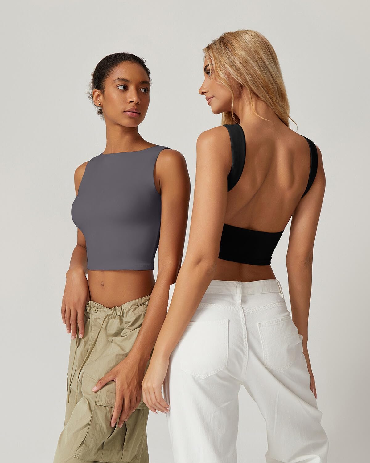 Detalle 2 de QINSEN Open-Back Crop Tank in Polyamide