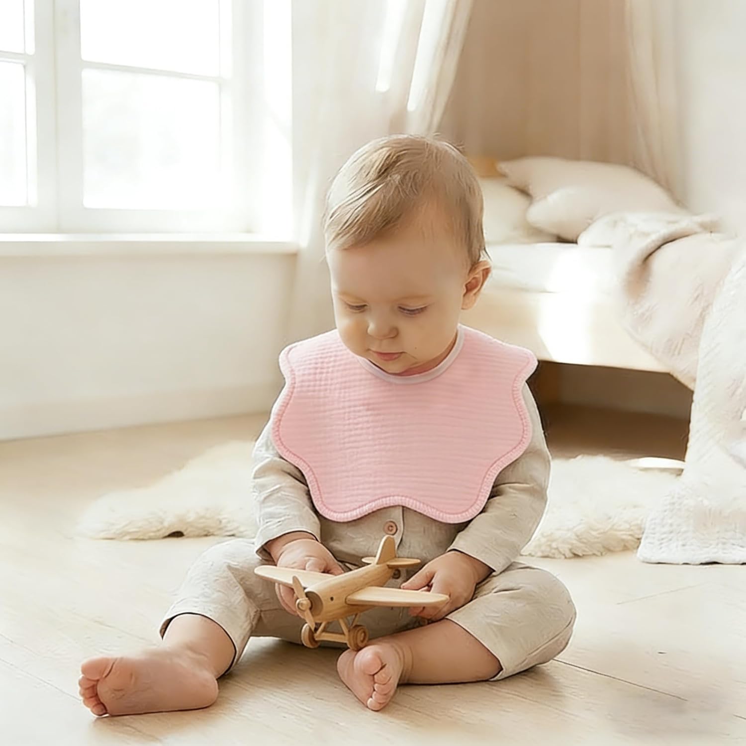 Detalle de Benoxine Muslin Baby Bibs – Soft, Absorbent Dual-Layer Dribble Bandana (7-Pack)