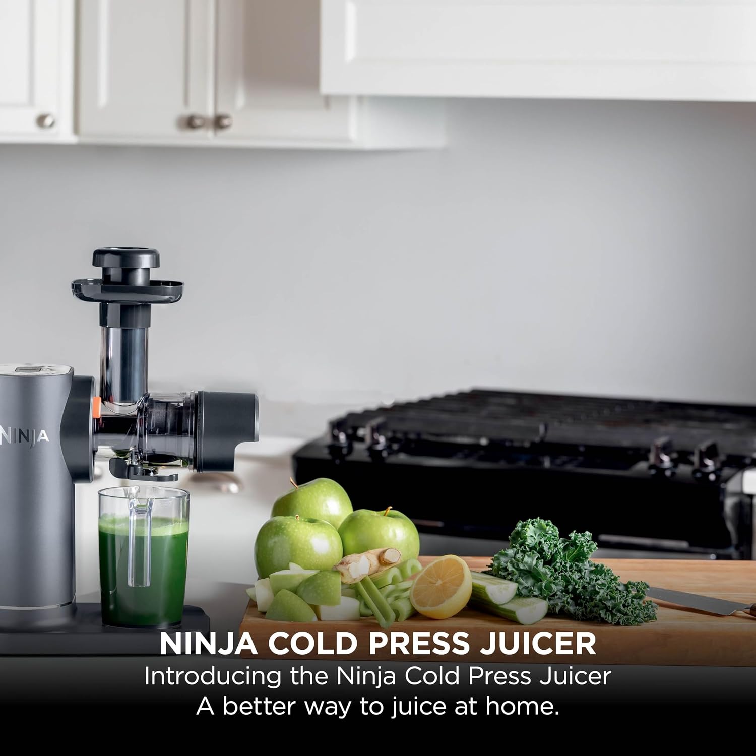 Detalle de Ninja JC151UK cold press juicer with 700ml jug & 1.1L pulp container