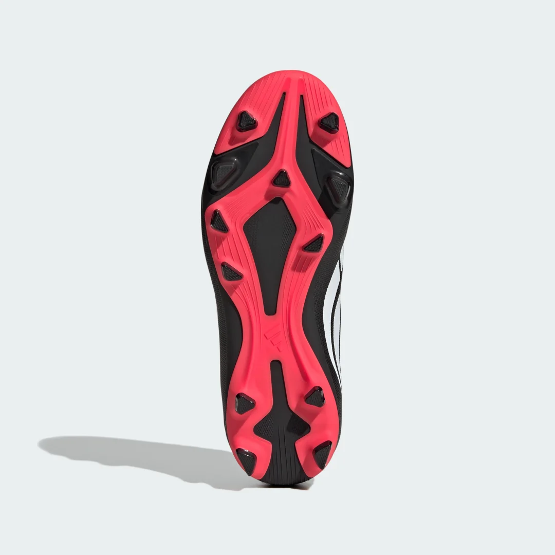 Detalle 2 de Adidas Predator Club: bota de fútbol para césped natural seco y multisuperficie