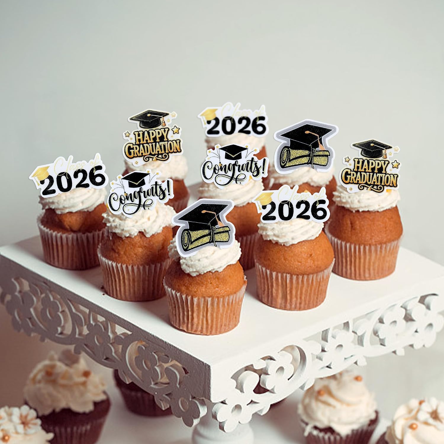 Thumbnail 6 de Ercadio 48-Count Edible Graduation Cupcake Toppers, Gold and Black, 2026