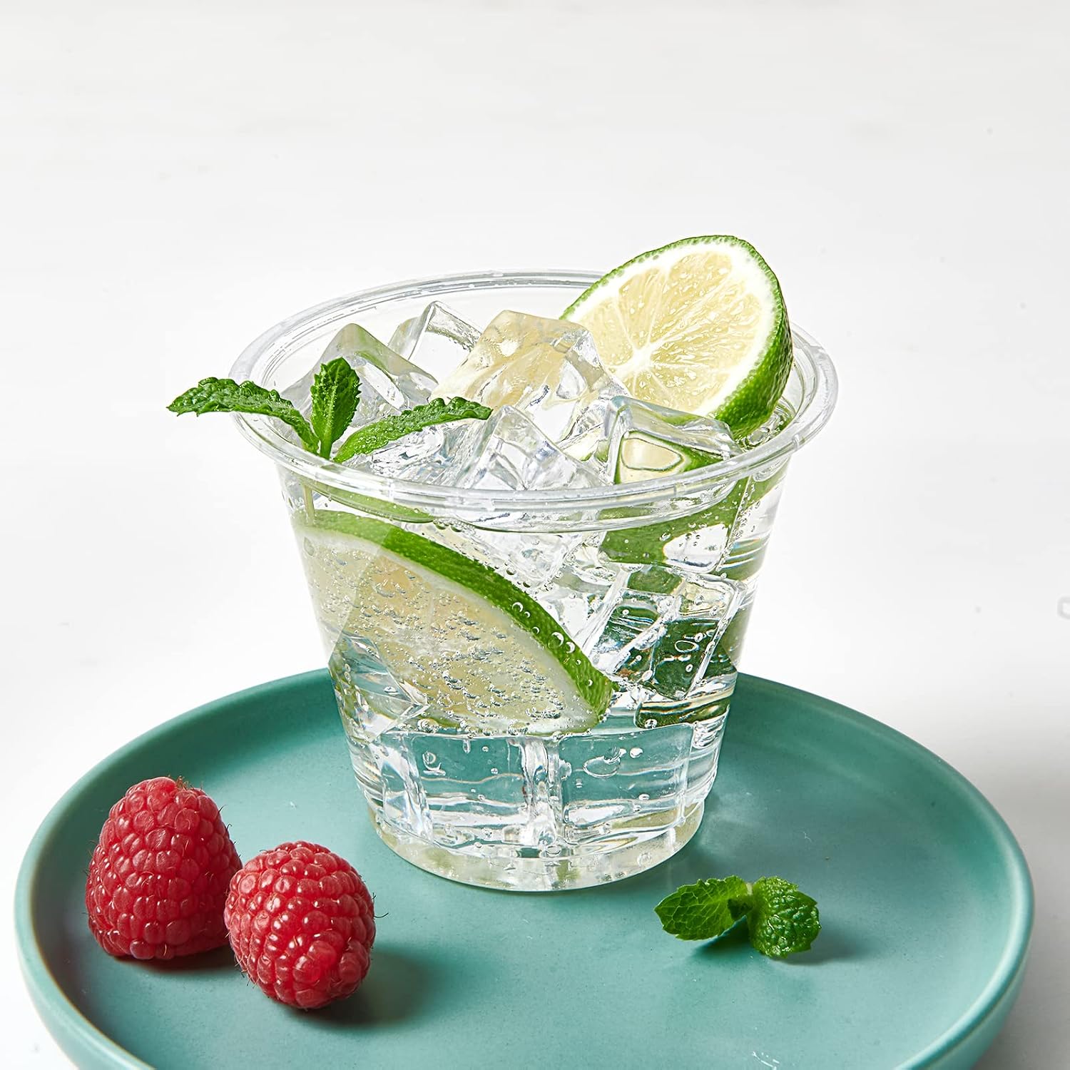 Detalle 2 de Turbo Bee 9oz Clear Plastic Cups 300-pack 🥤