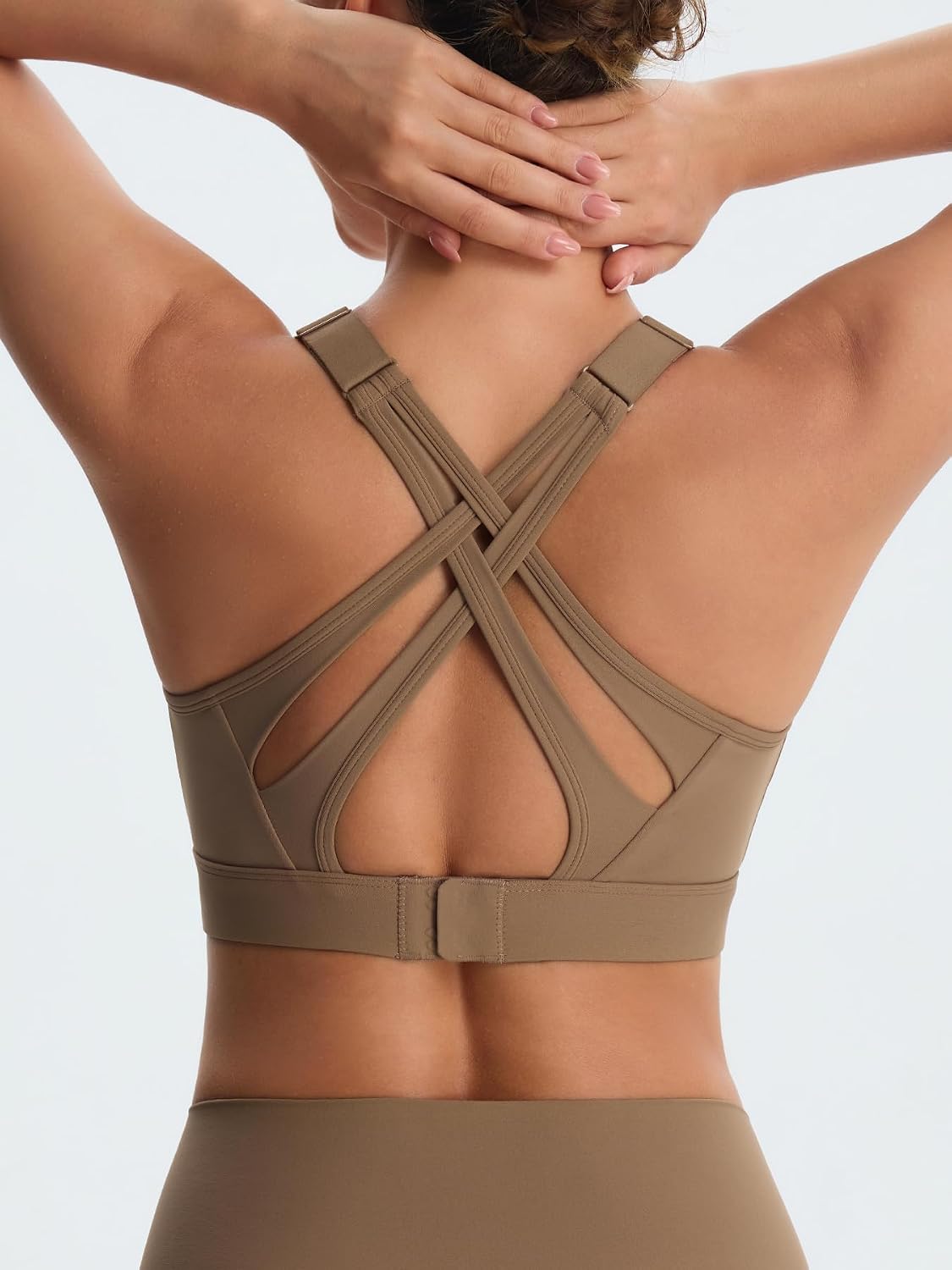 Detalle de BYAWAY High-Impact Sports Bra with Moulded Cups, Adjustable Straps & Hook Closure