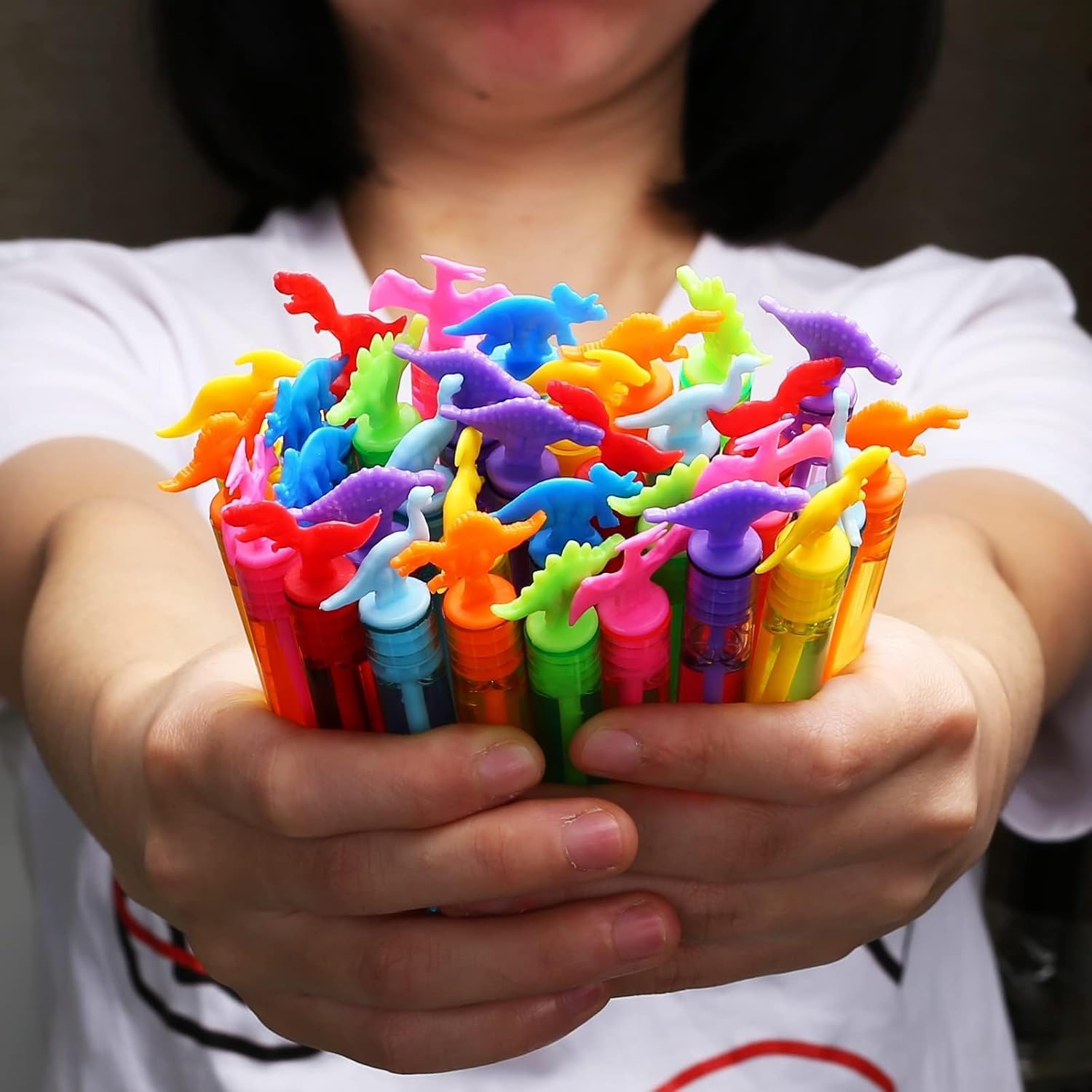 Thumbnail 6 de 32 Pack Bubble for Kids Party Favors: 8 Style Mini Dinosaur Bubble Wands with Gift Box