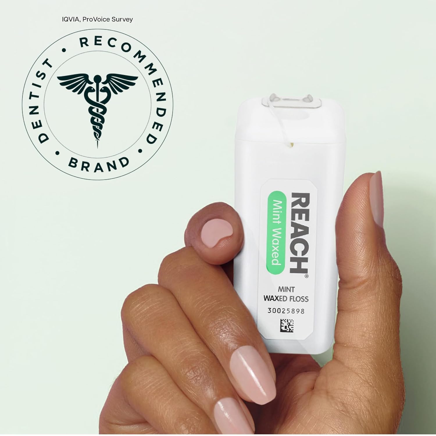Detalle de REACH Waxed Dental Floss (Mint) — Shred-Resistant, Plaque Remover, Smooth Glide, PFAS-Free, 6 Pack