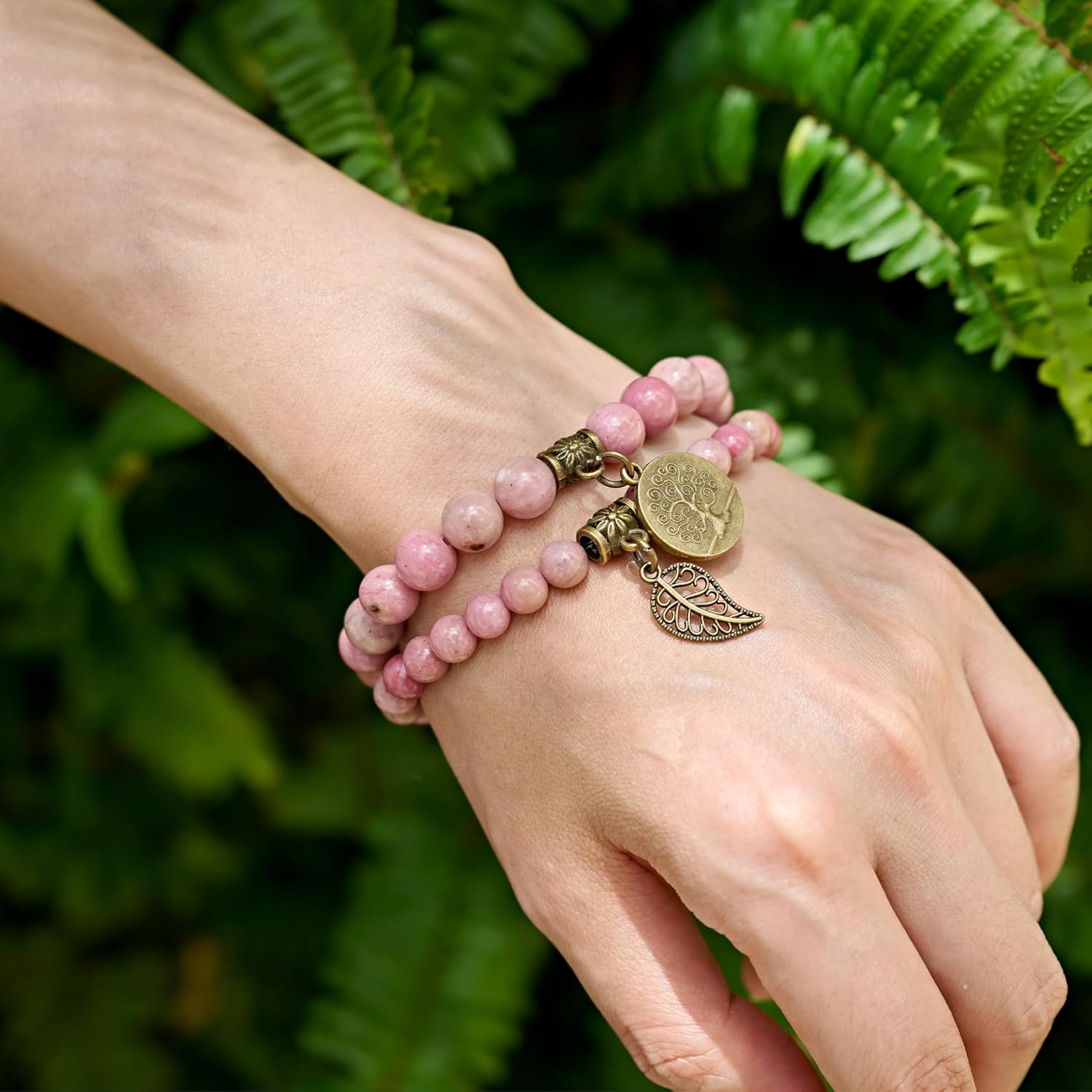Detalle de Farfume Chakra Bracelets for Women (Crystal & Natural Gemstone) – Double Bracelet Set
