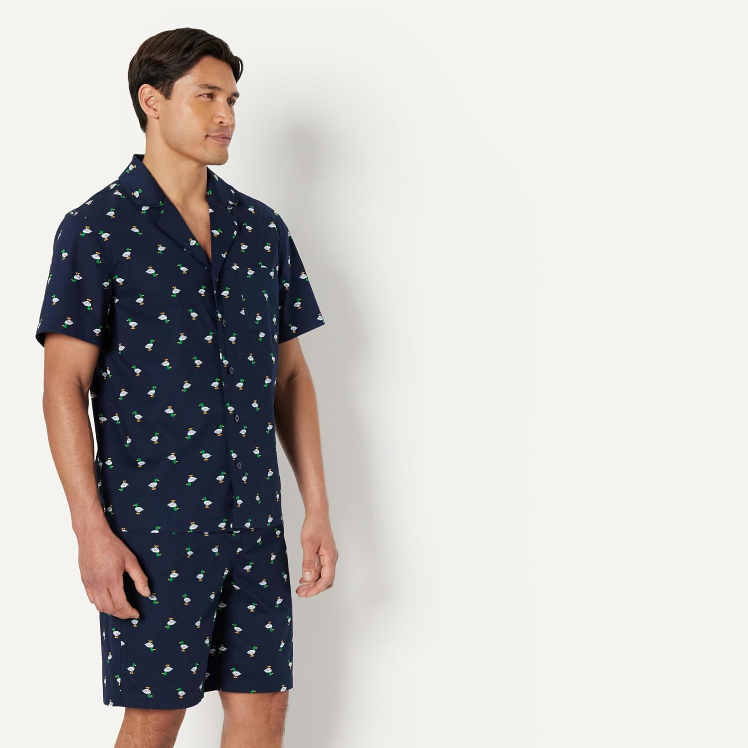 Thumbnail 1 de Amazon Essentials Men's Lightweight Woven Shorts Pyjama Set with Notch Collar