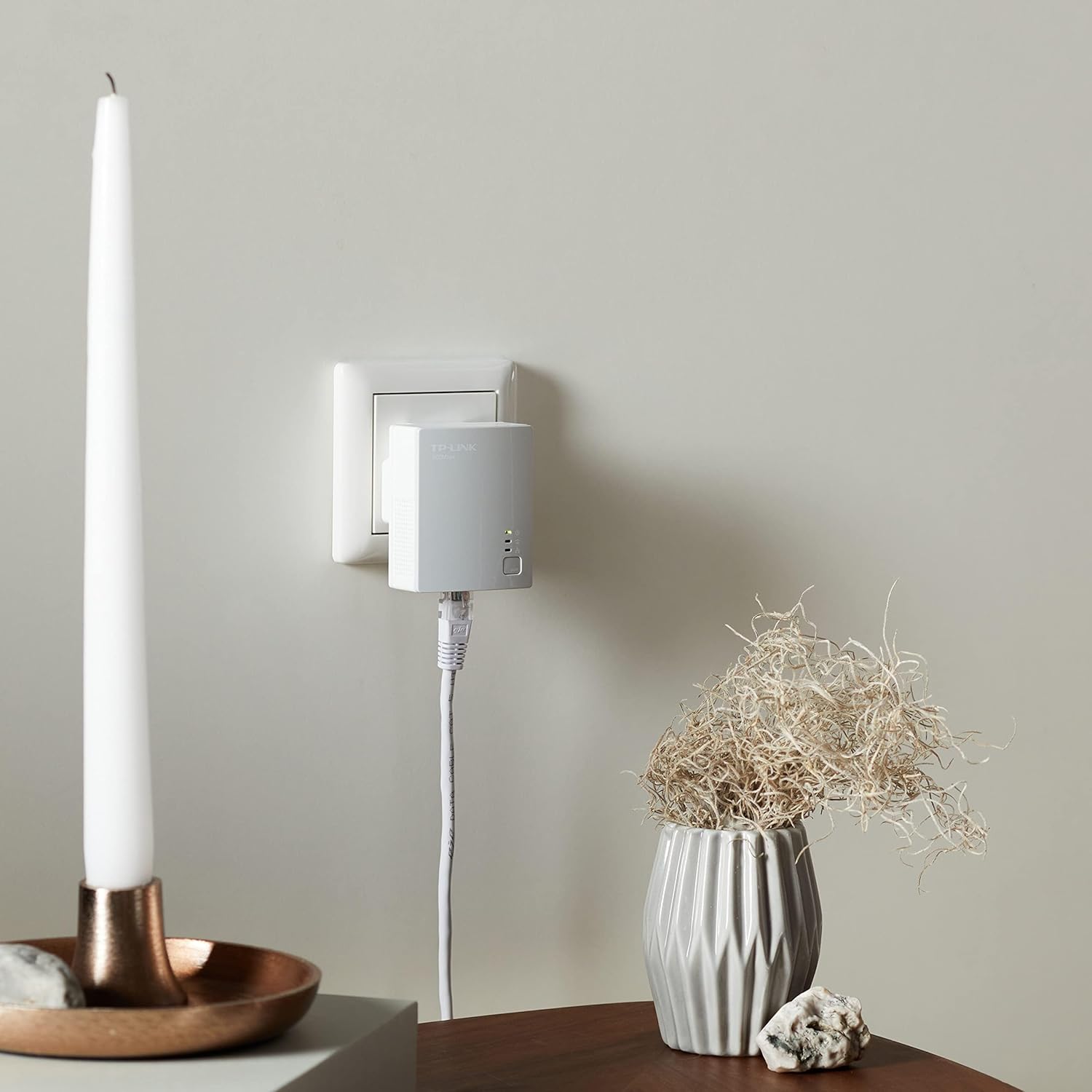 Thumbnail 3 de TP-Link TL-PA4010KIT Powerline Adapter 600Mbps 📶