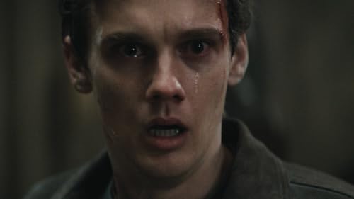Detalle de Evil Dead Burn (4K Ultra HD + Digital) – A WB Blu-ray/Ultra HD Collector’s Pick