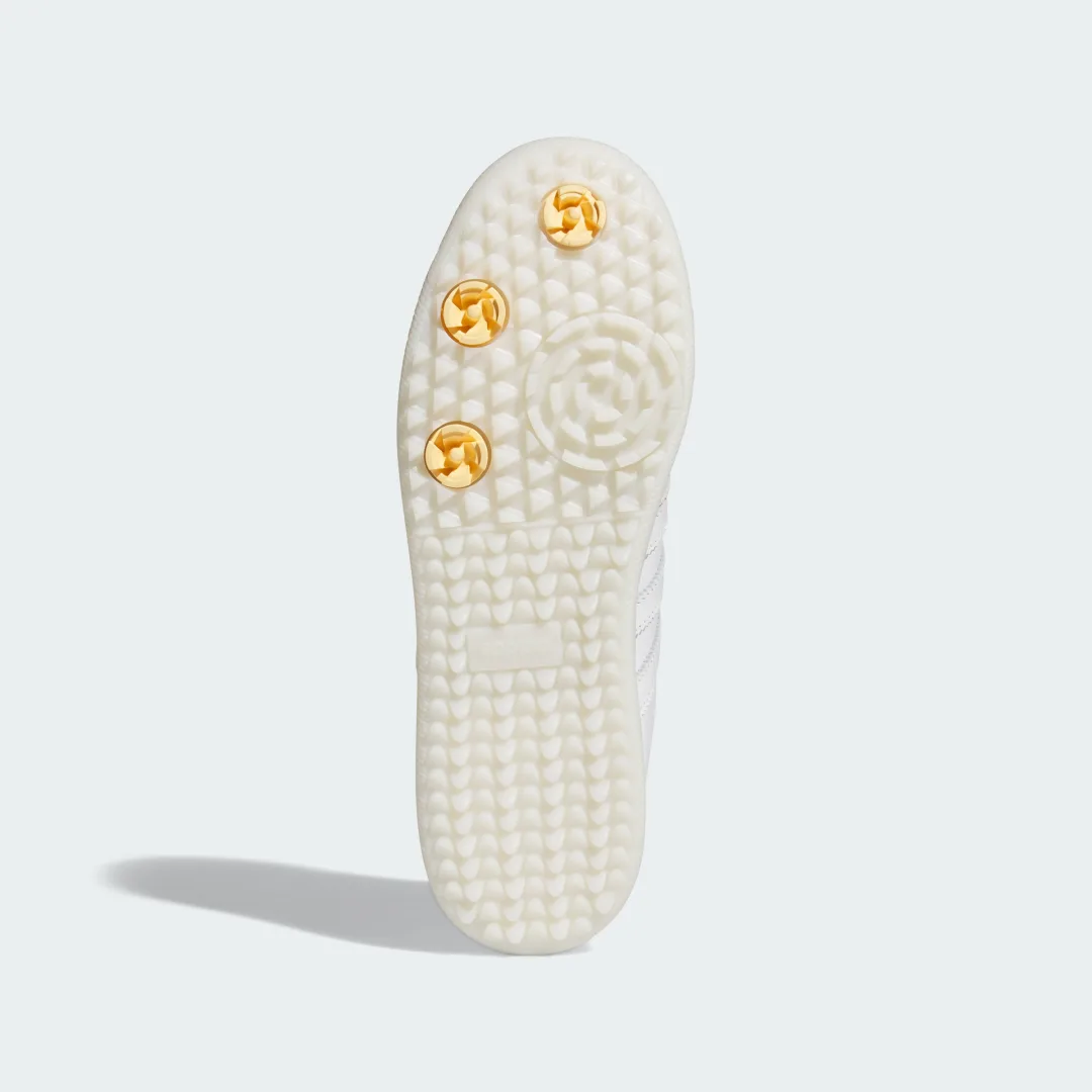 Detalle de Adidas Samba Spikeless: Zapatilla de golf blanca para juego cómodo y versátil