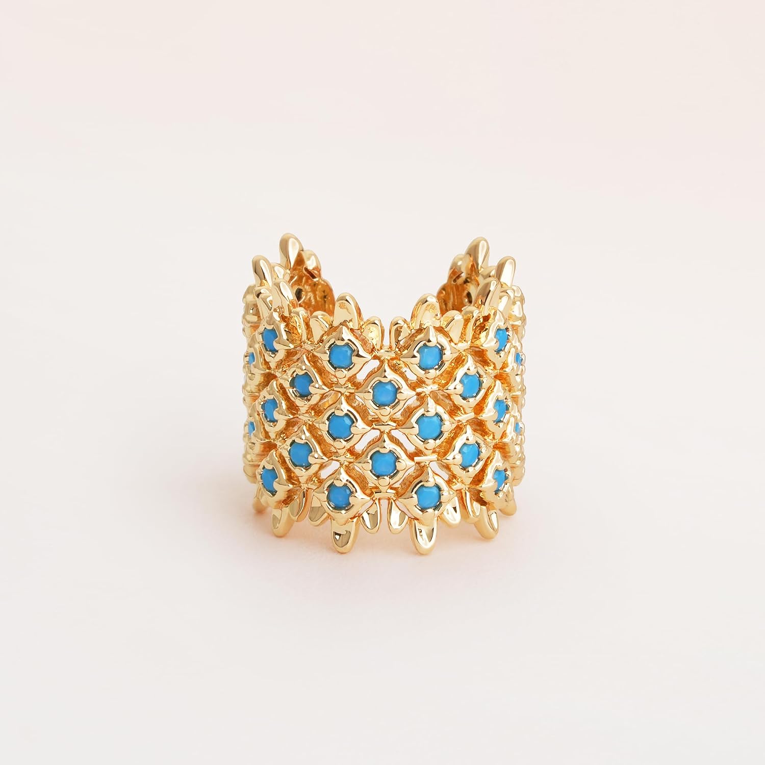 Detalle de FETTERO Ear Cuff, 14K Gold-Plated
