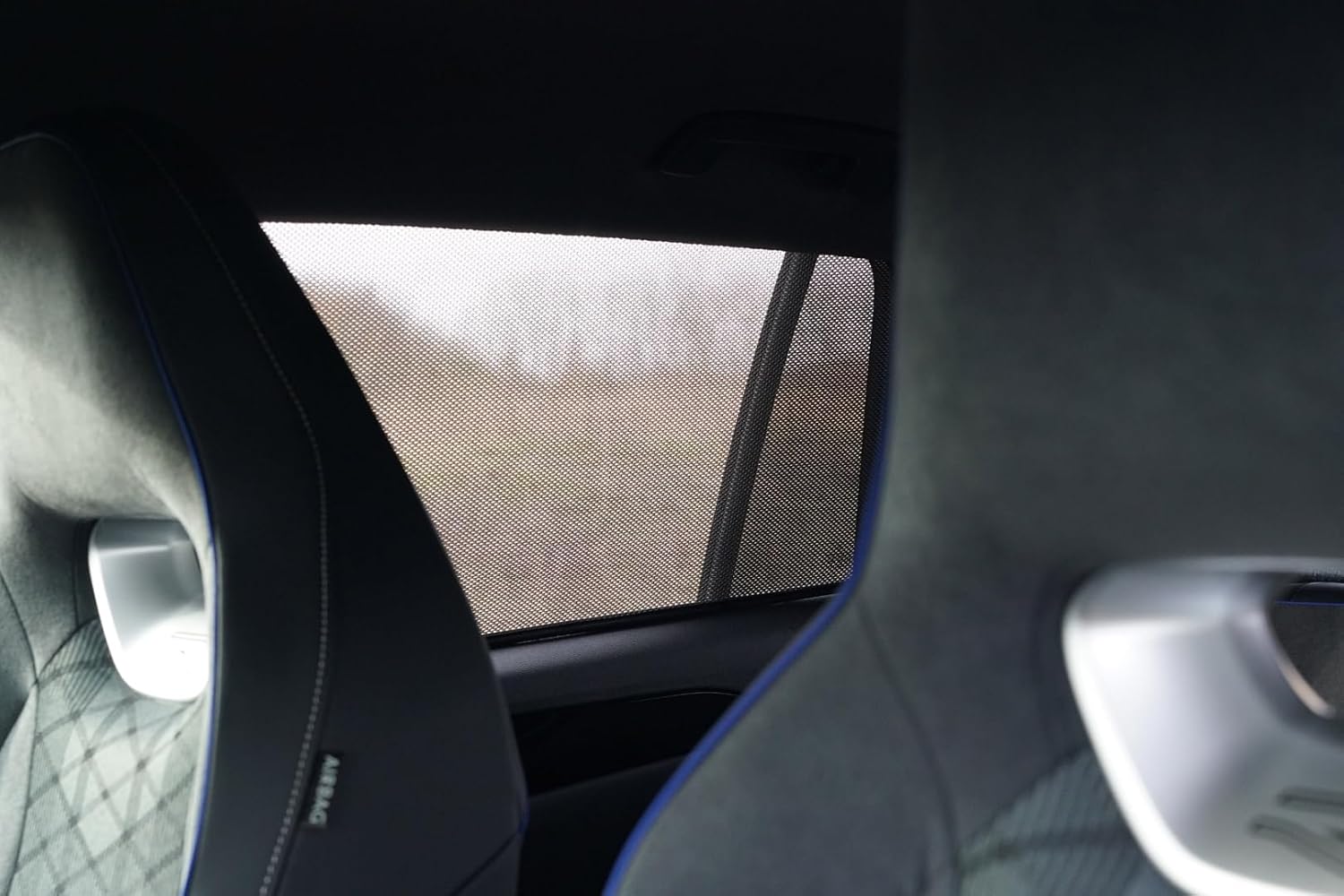 Detalle de Set depare-soleil sur mesure pour VW Tiguan III (CT1) 2024- | 6 pièces