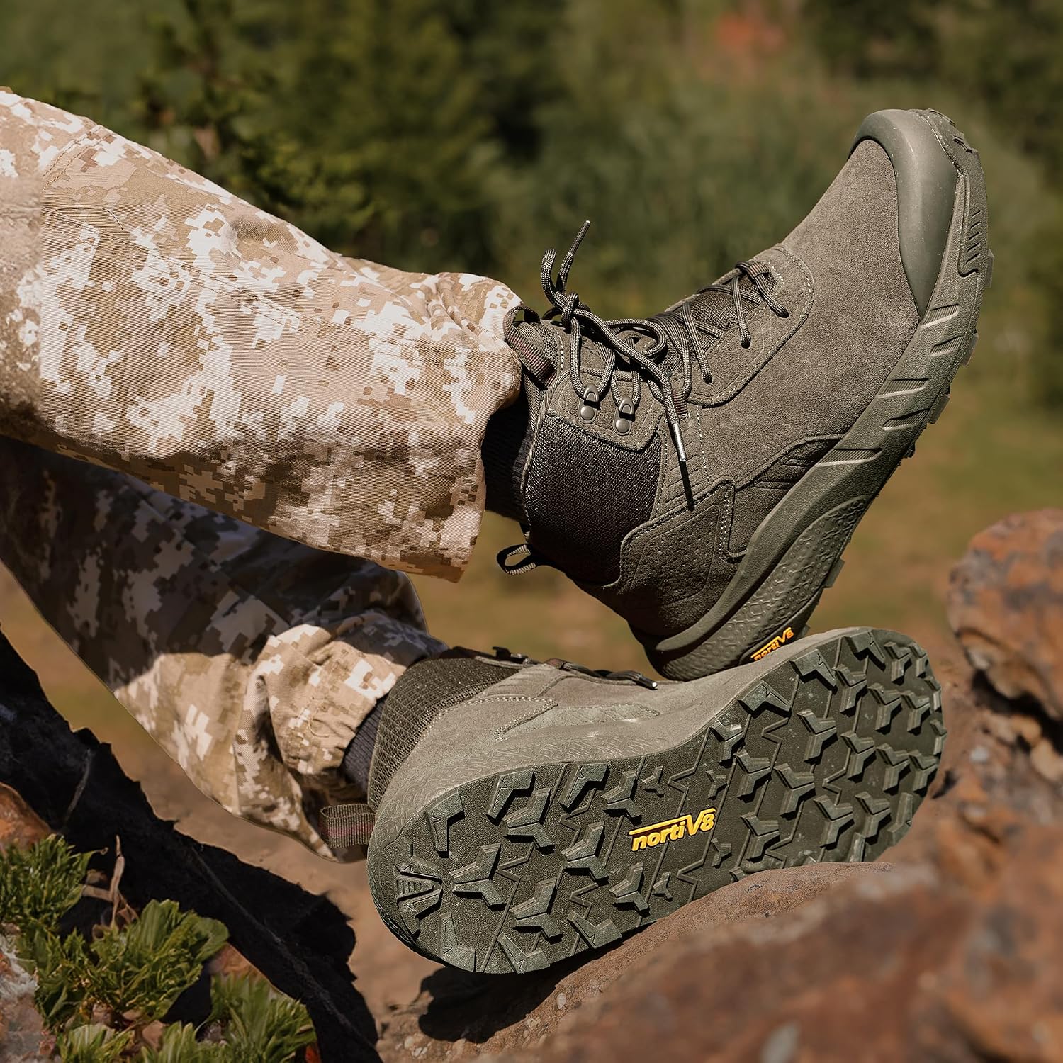 Thumbnail 1 de NORTIV 8 Men's Waterproof Military Tactical Work Boots — Leather, Non-Slip & Lightweight