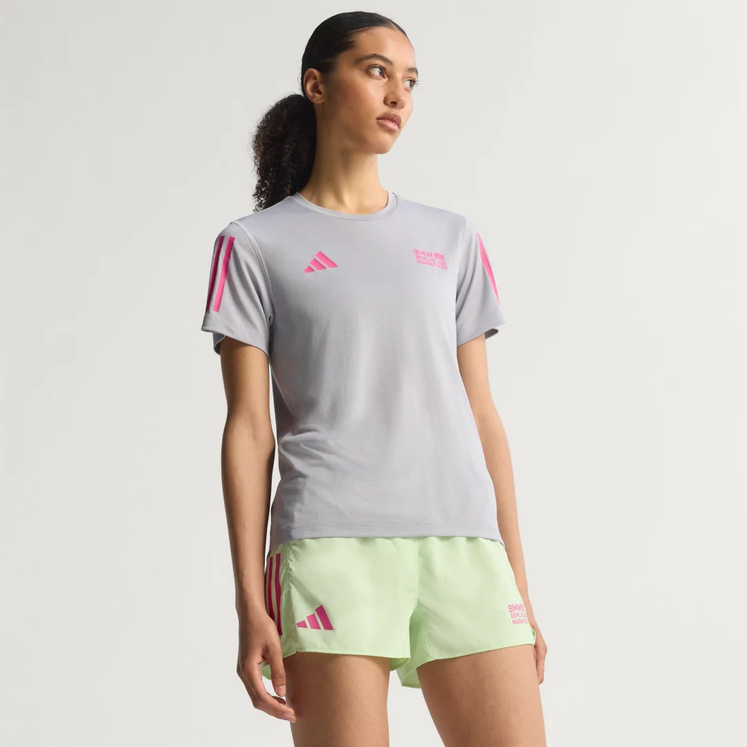 Detalle 2 de Camiseta meta BMW Berlin-Marathon 2025 de Adidas