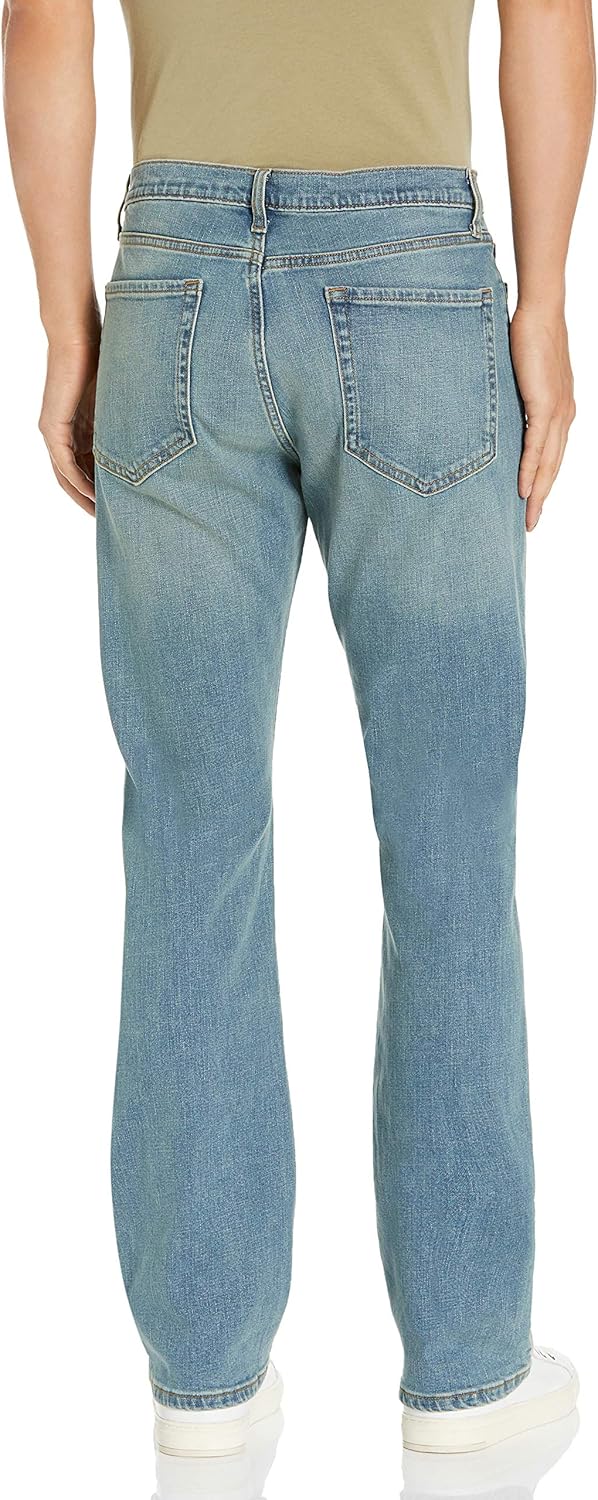 Thumbnail 1 de Amazon Essentials Men's Straight-Fit Bootcut Jeans – Discontinued Colours