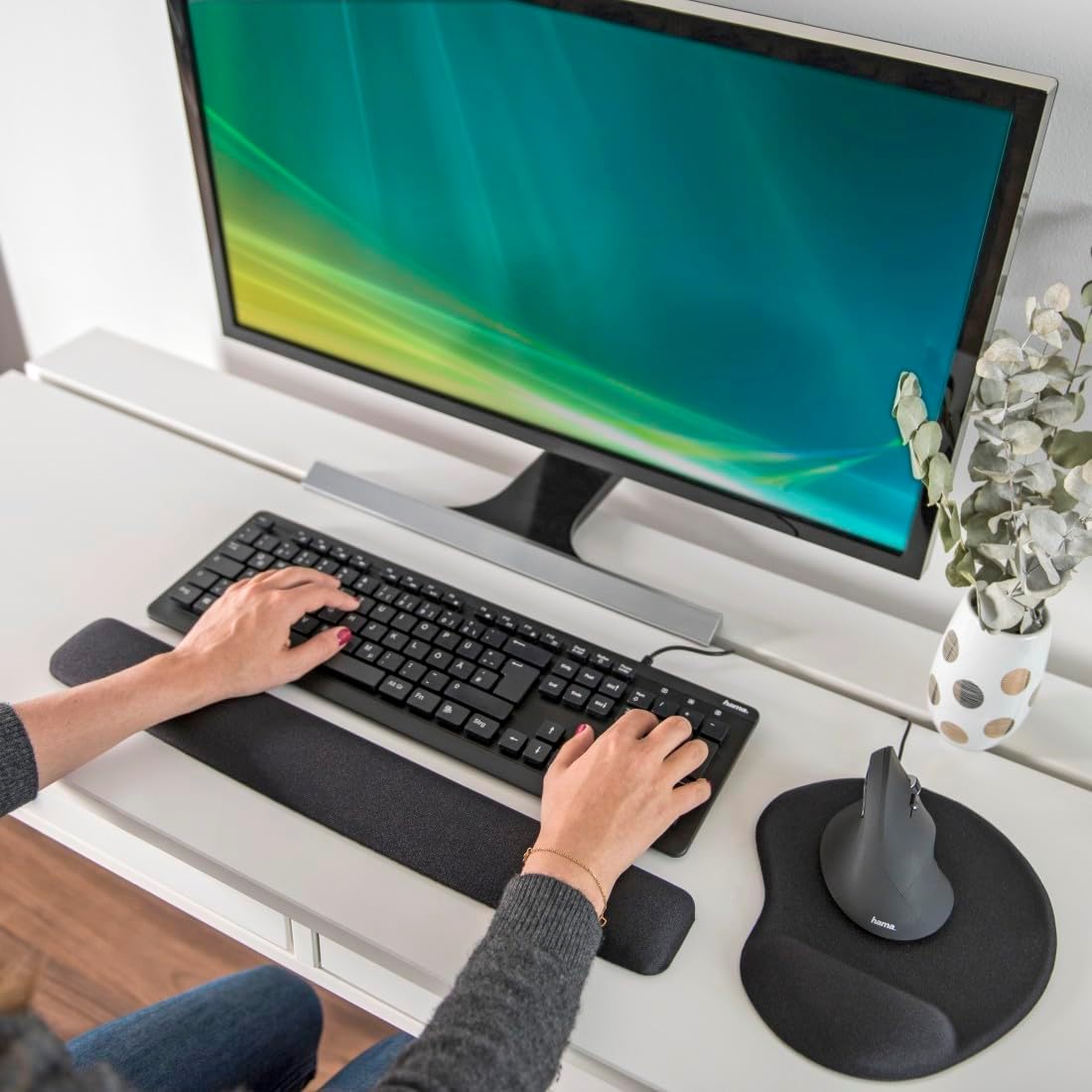Detalle 2 de Repose-mains pour clavier Ergo en mousse à mémoire de forme – Noir