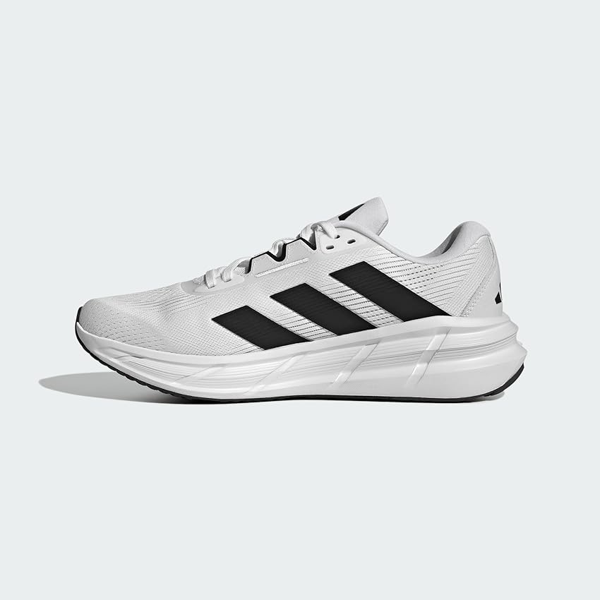 Detalle de adidas Questar 3 Zapatillas de running hombre