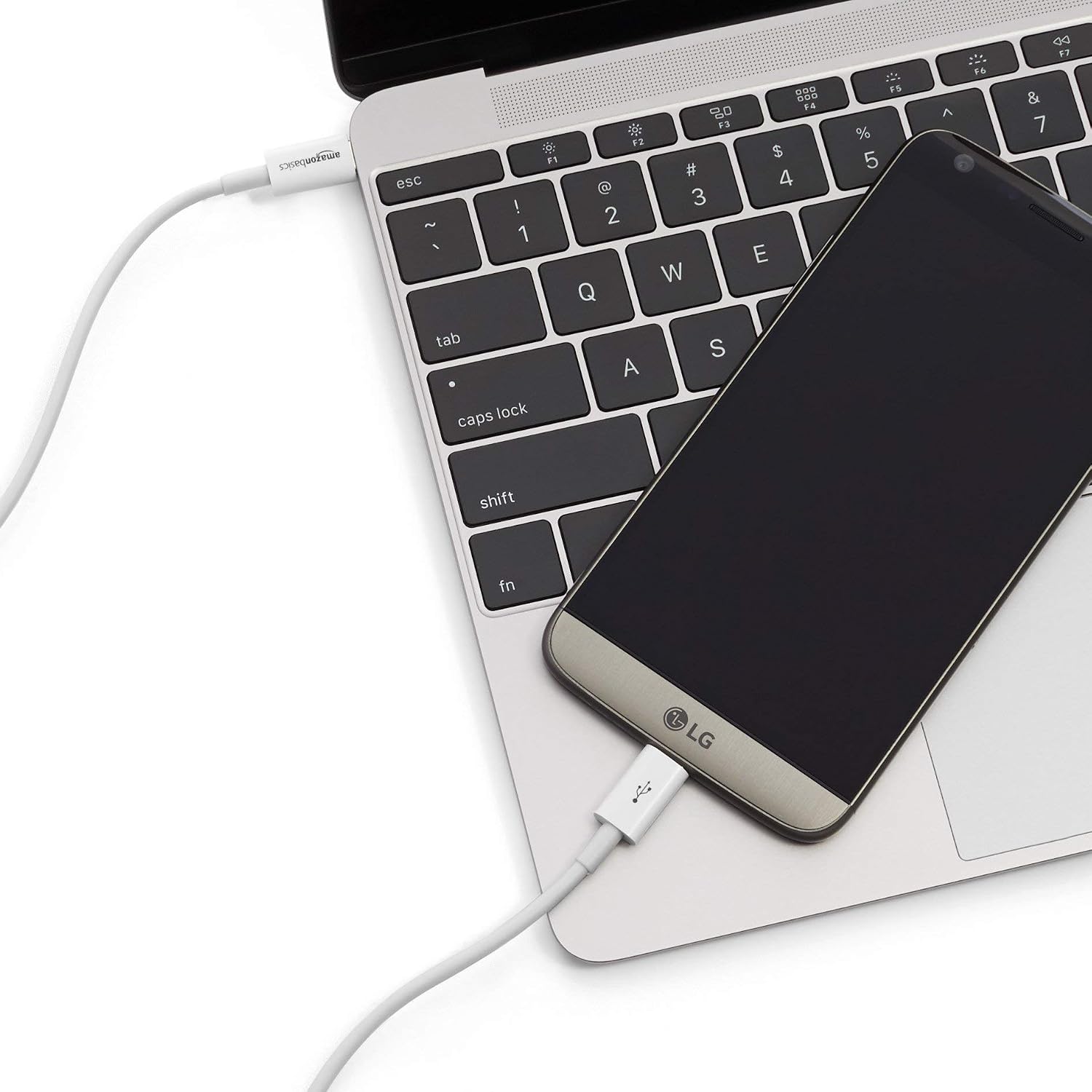 Detalle 2 de Amazonベーシック USB-C - USB-C ケーブル 1.83m、480Mbps、USB-IF認証、ホワイト
