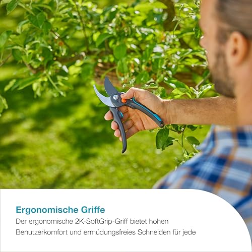 Detalle de Gardena PremiumCut Pro Flex Gartenschere: Bypass-Schnitt, 24 mm, ergonomische Griffe, PowerCoating