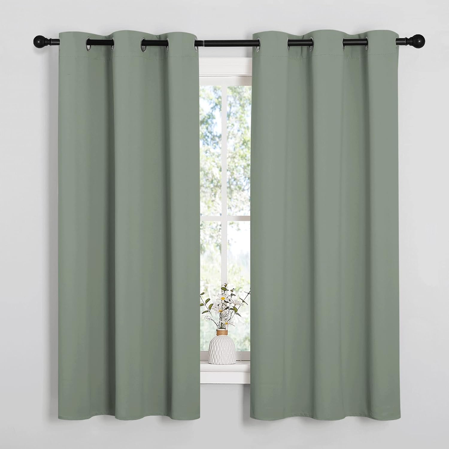 Detalle 2 de NICETOWN Essential Blackout Curtains 42x63 Gray Green