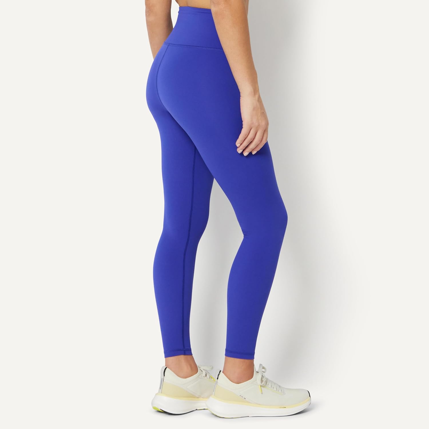 Detalle 2 de Amazon Essentials Leggings da Allenamento Power Sculpt a Vita Alta – 7/8, intern o gamba 63,5 cm, Donna