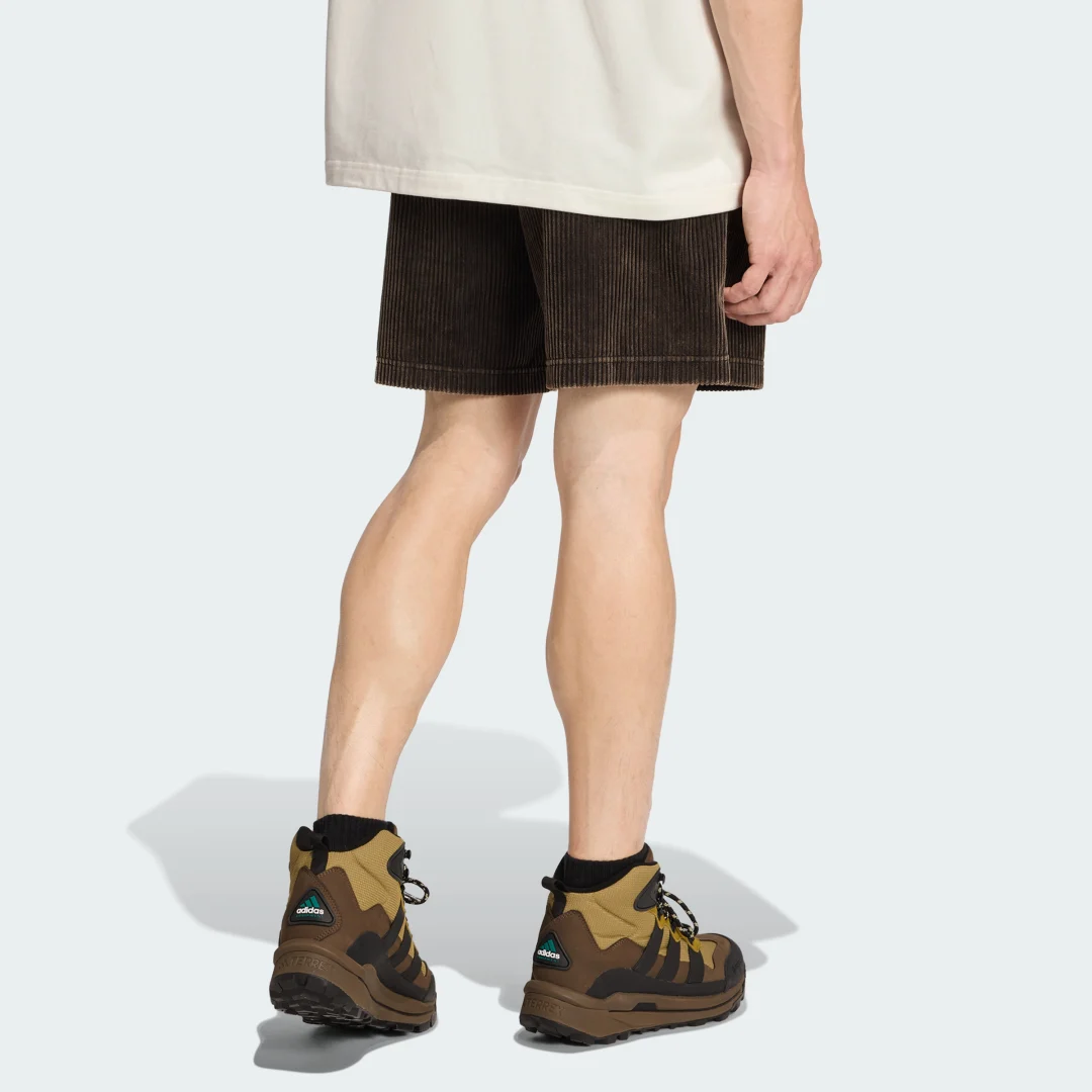 Detalle 2 de adidas EQT Corduroy Shorts — negro