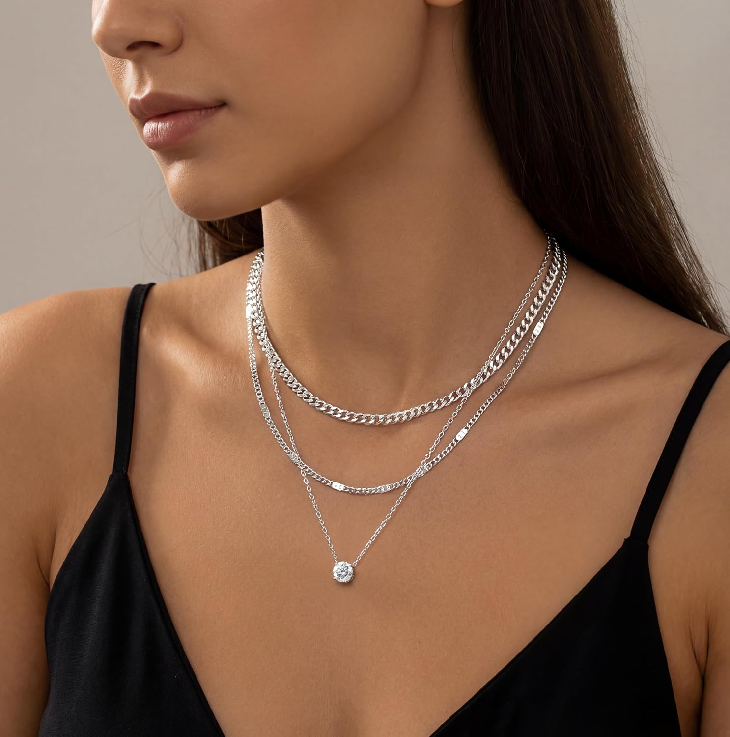 Detalle 2 de WomenGifts Layered Necklace Set with Cuban Choker and CZ Pendant
