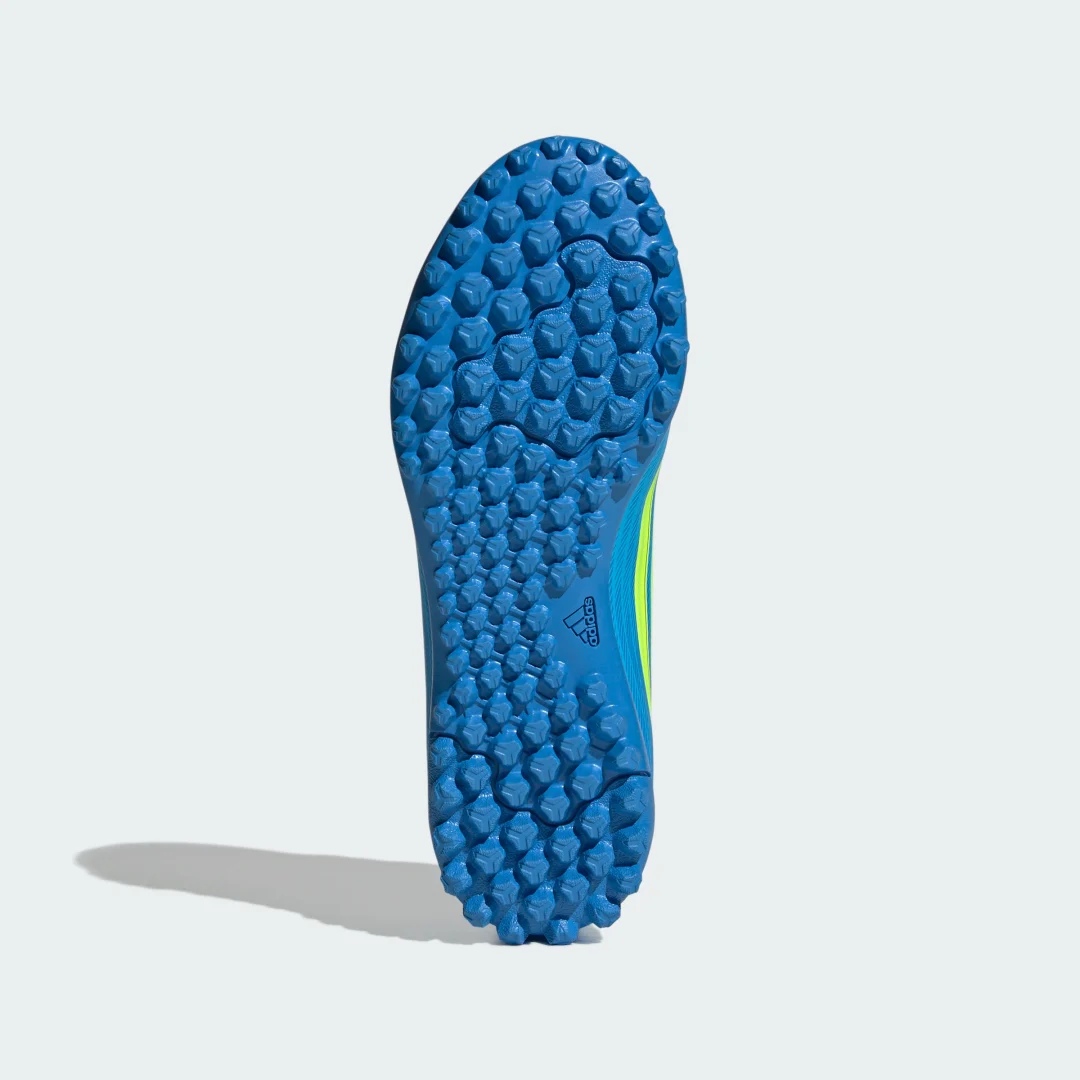Thumbnail 3 de Zapatilla de fútbol F50 CLUB para moqueta infantil – Adidas, azul