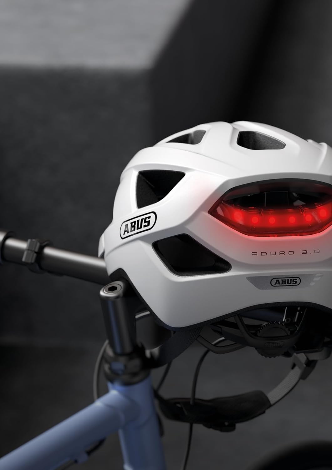 Detalle de ABUS USB Light Aduro 3.0 2.5 hr