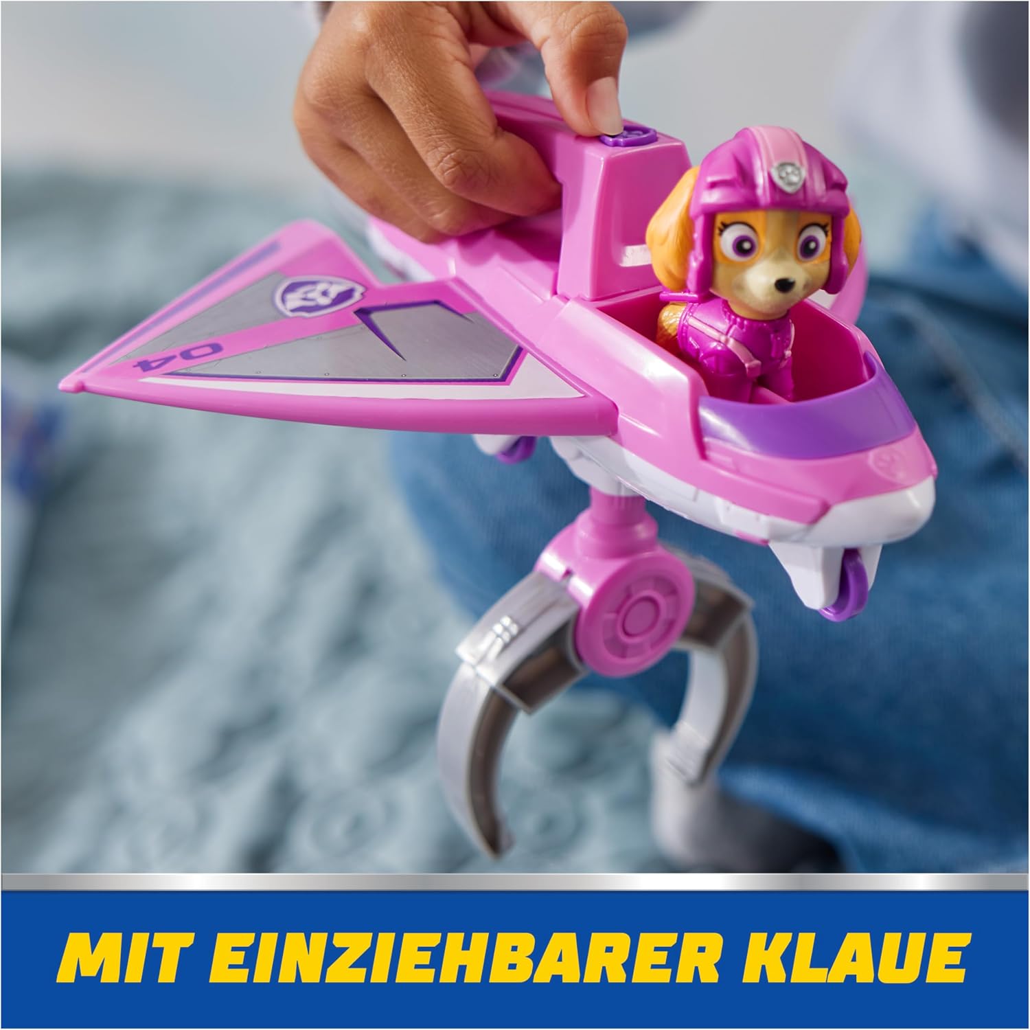 Detalle 2 de PAW Patrol Air Rescue Skyes Rettungsflugzeug – Basisfahrzeug mit einziehbarer Klaue, Rettungskorb, Skye- und Hasenfigur