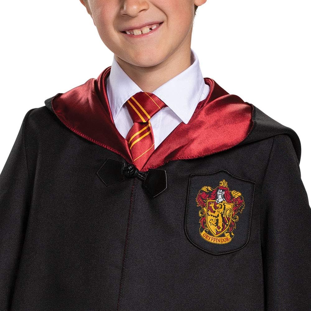 Detalle de Harry Potter Gryffindor Kids Costume Robe with Satin Lining and Hood