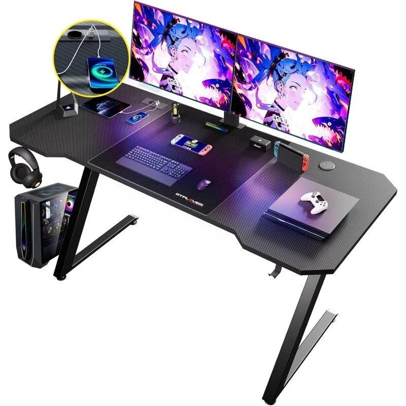 Detalle de Mesa Gaming GTPLAYER 120x60 cm con superficie de fibra de carbono y USB
