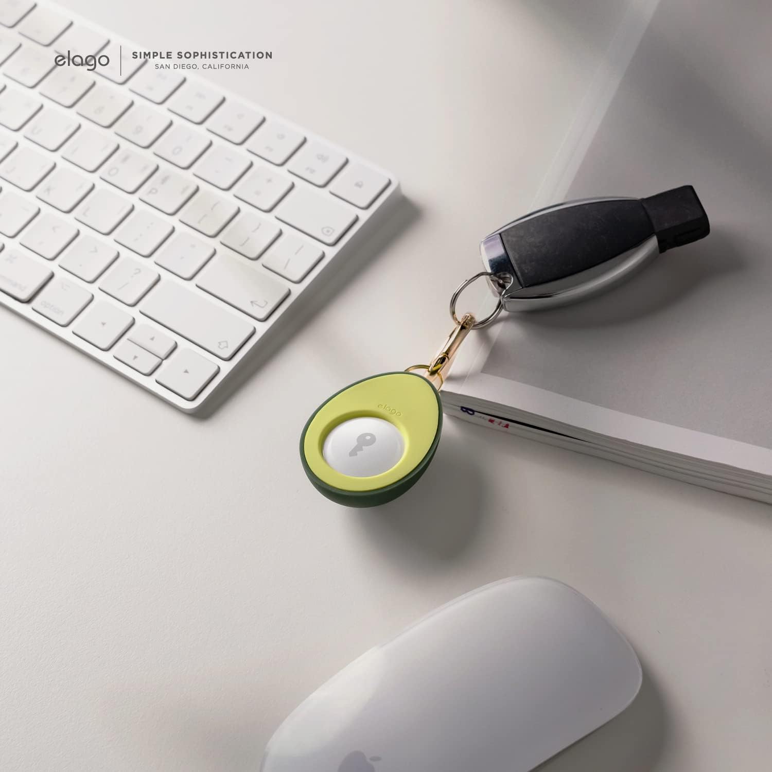 Thumbnail 3 de elago Coque Avocado pour Apple AirTag (compat. 2e & 1re gén) — étui porte-clés de protection contre les chutes (vert)