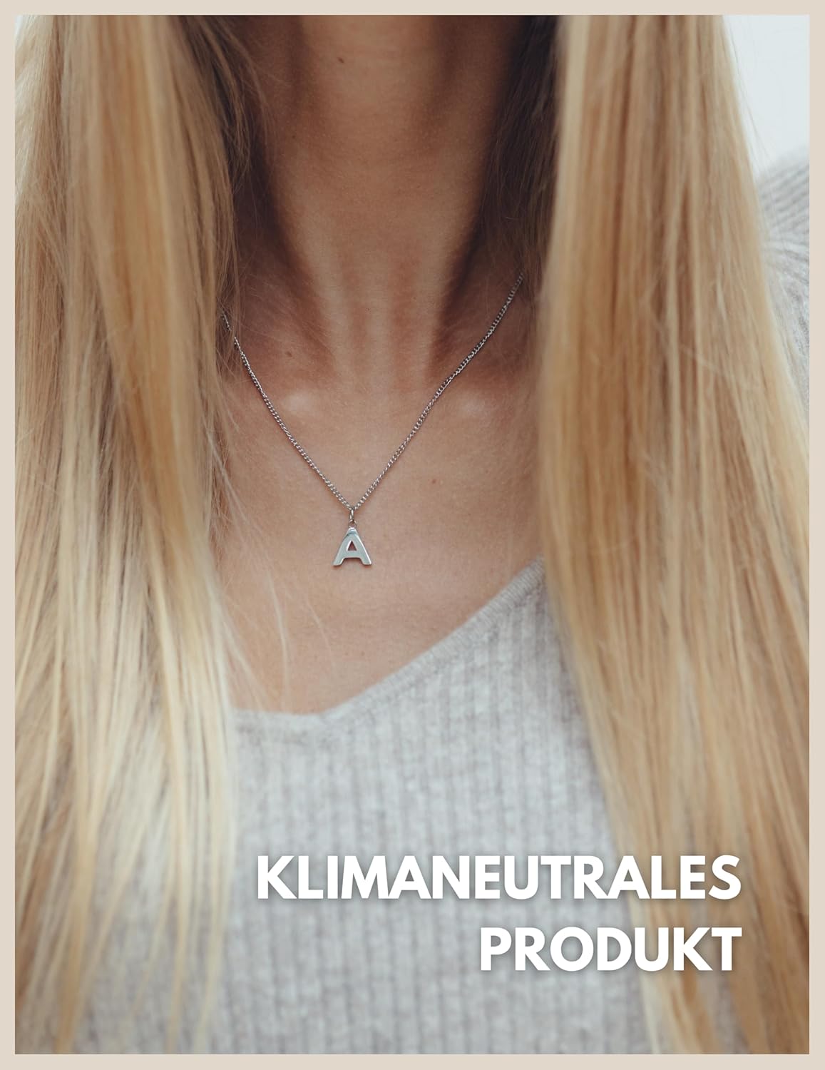Detalle de GD GOOD.designs EST. 2015 Catena con lettere in argento – collana da donna delicata regolabile