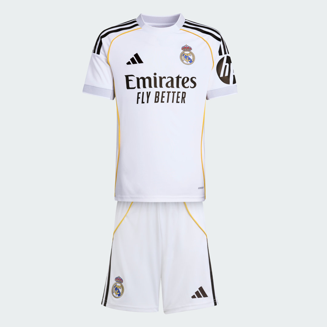 Detalle de Conjunto primera equipación Real Madrid 25/26 de Adidas