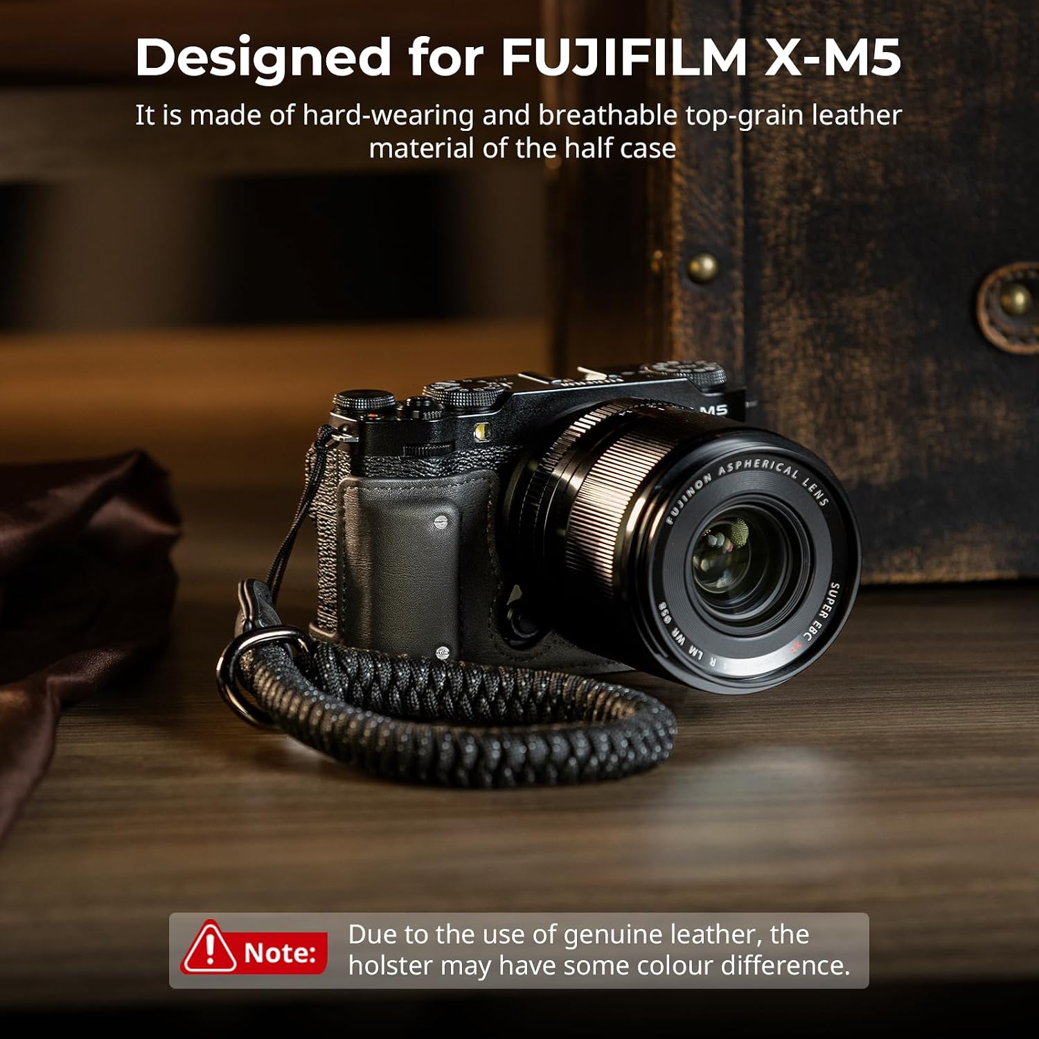 Detalle 2 de SMALLRIG 4879 skórzane półetui z paskiem do FUJIFILM X-M5, czarne