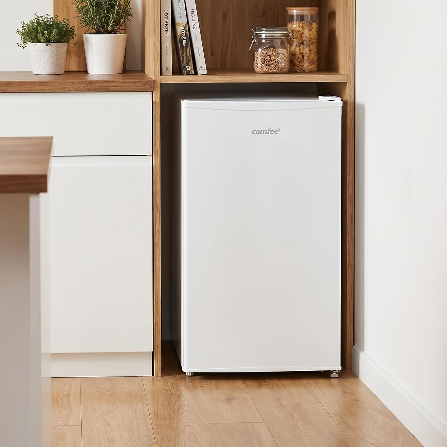 Thumbnail 6 de COMFEE' 93L Under Counter Fridge with Cooler Box (RCD93WH2UK(E))