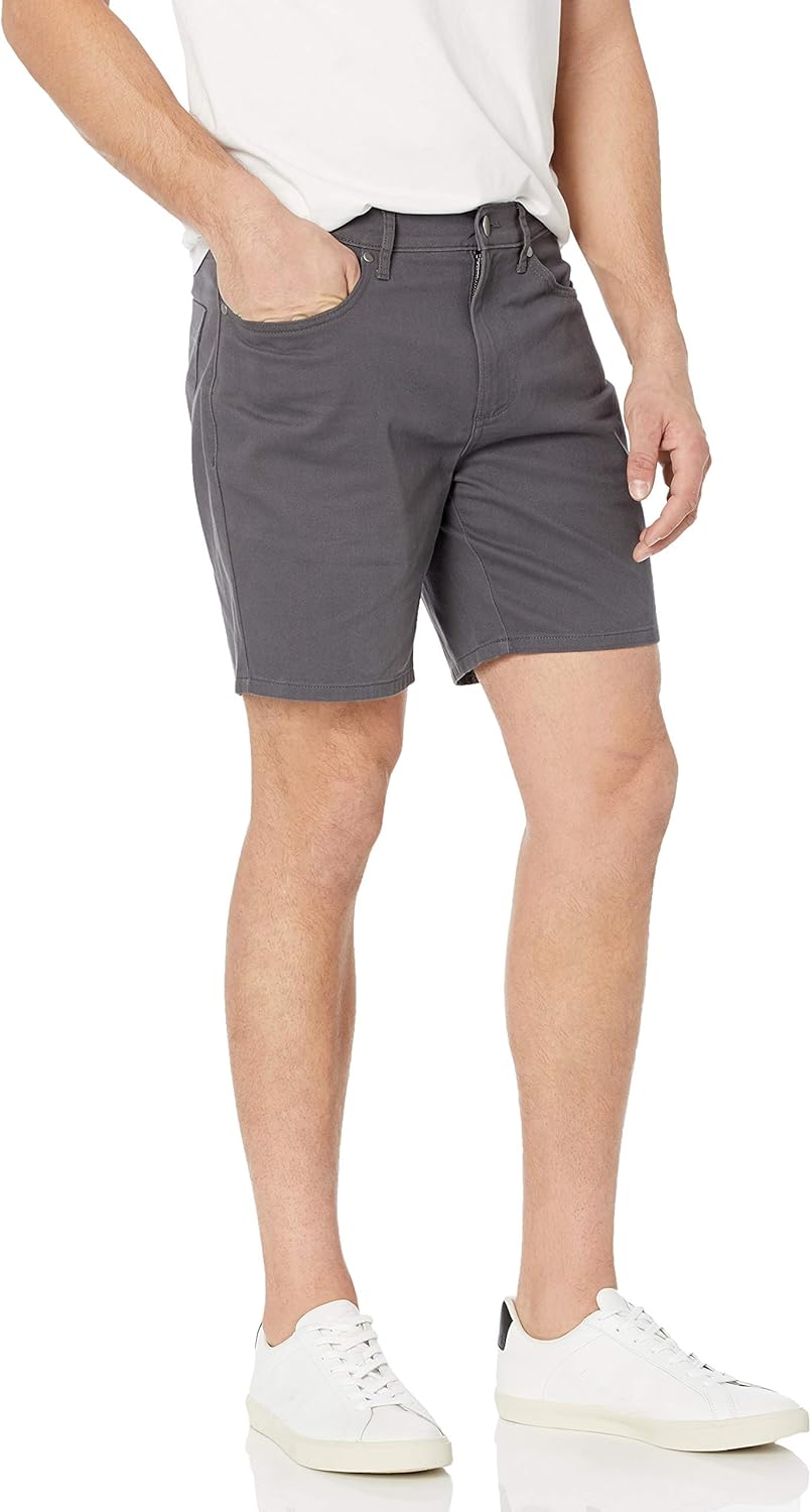 Thumbnail 6 de Amazon Essentials Men’s Straight Fit 9" Stretch 5-Pocket Jean Shorts