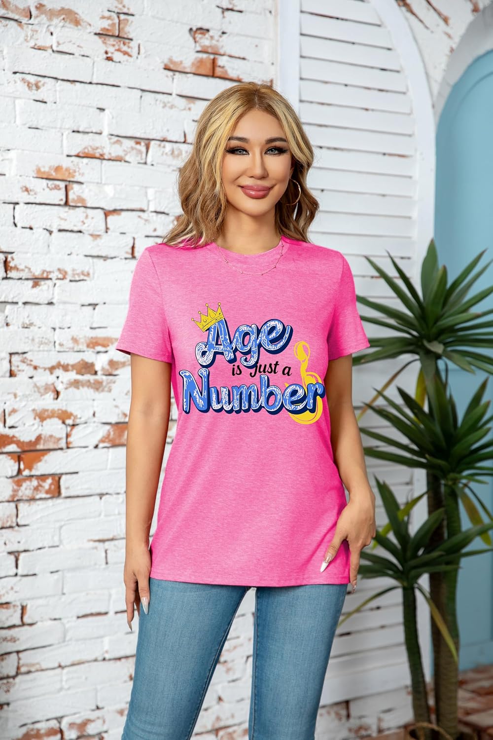 Thumbnail 1 de Women Cute Print Crewneck Birthday Tee