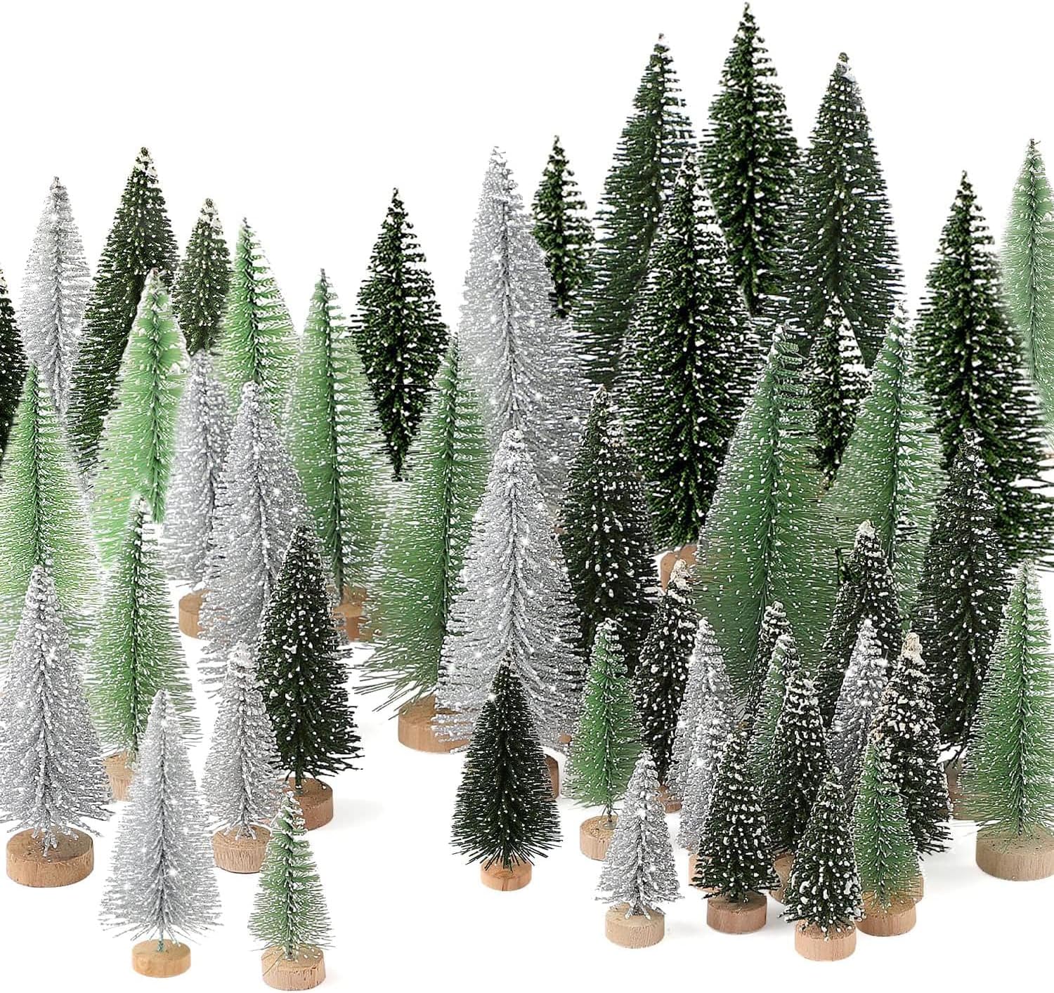 Detalle de Mini Christmas Trees with Wooden Bases