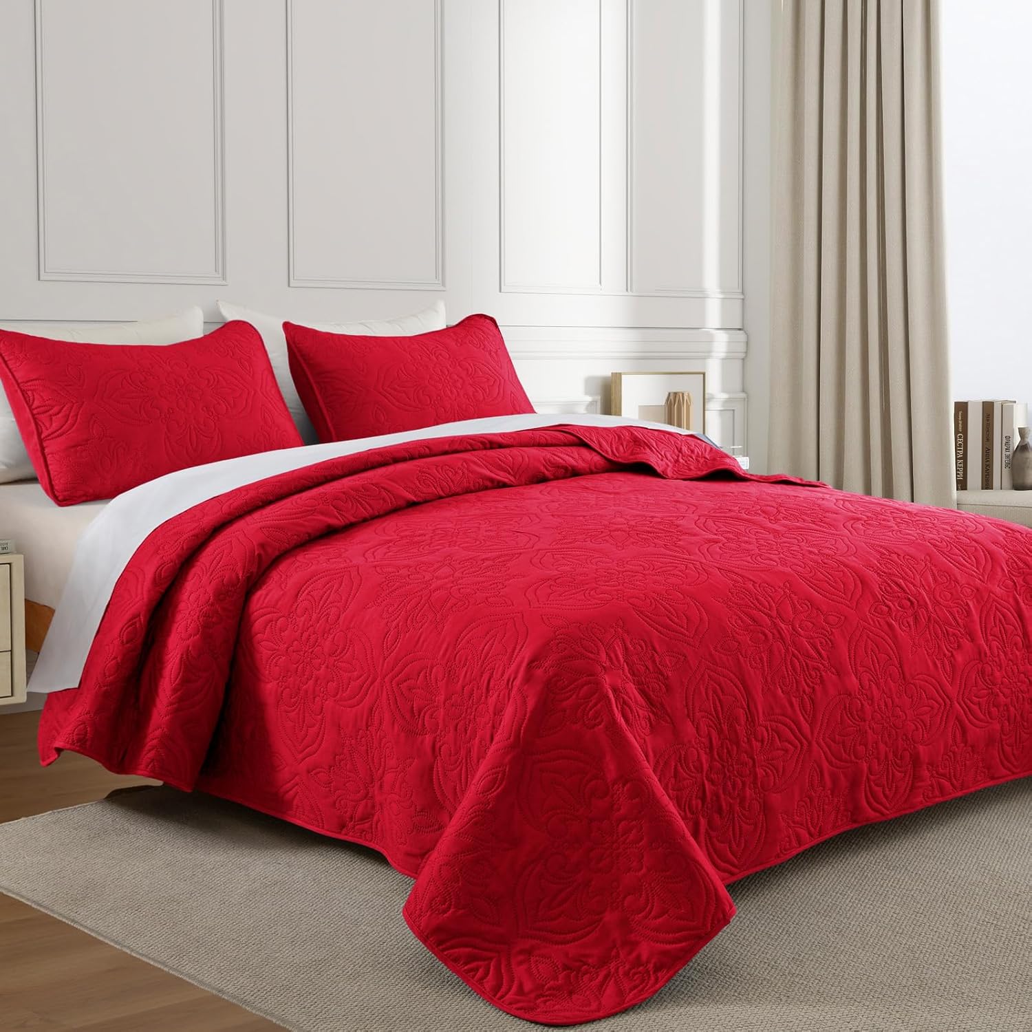 Detalle de Whale Flotilla WFQS-DIA-CKRD Cal King Quilt Set, Reversible Red Damask