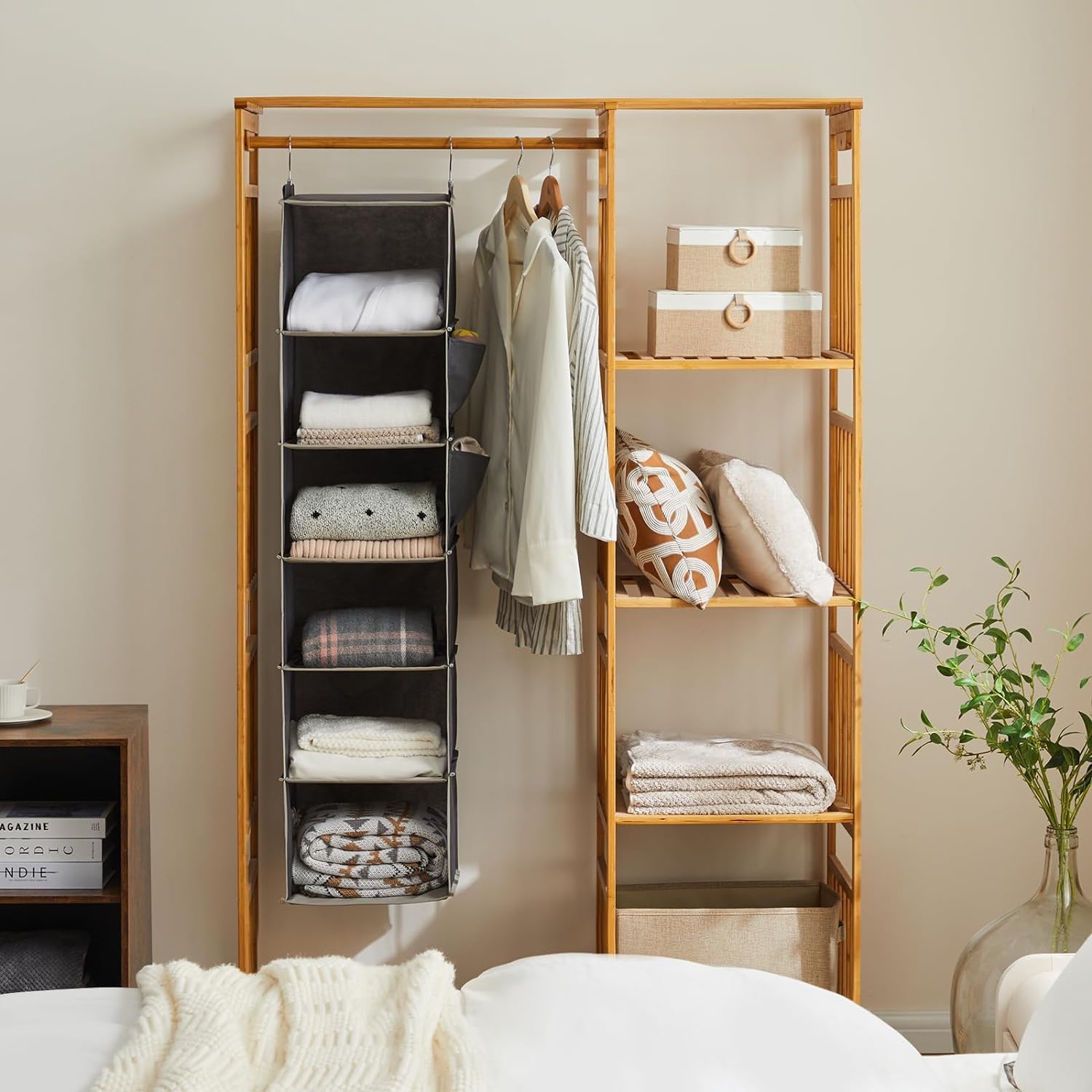 Detalle de YOUDENOVA organizer da appendere per armadio con 6 scomparti (6 mensole) e chiusura in velcro