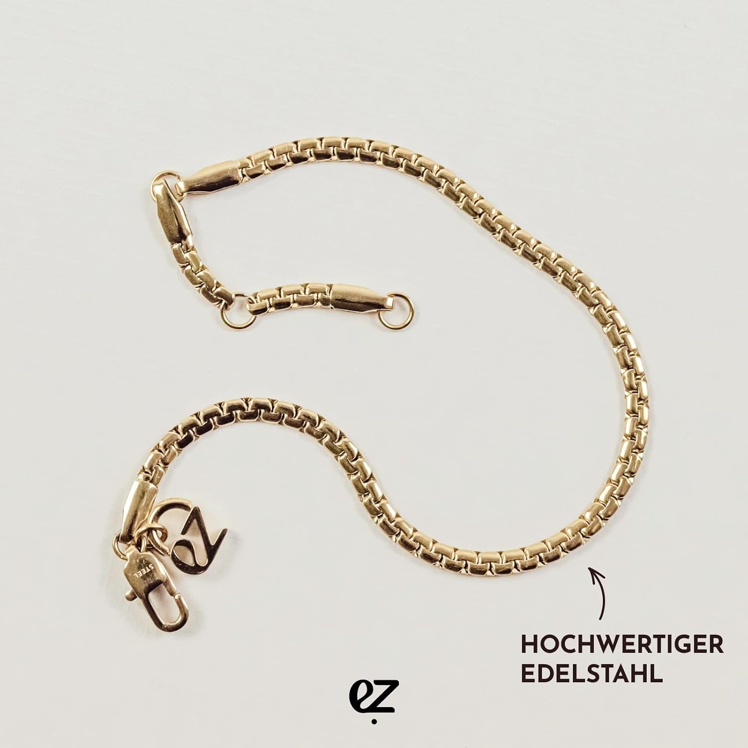 Detalle de ECHTZEIT Damenarmband The Y-Sleek – Edelstahl, verstellbar 17–21 cm, strahlender Glanz