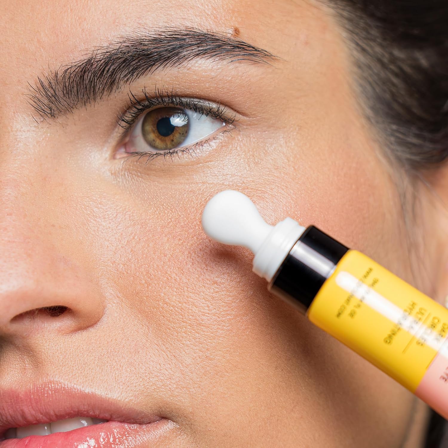 Detalle 2 de COCUNAT Contour des Yeux 13ml