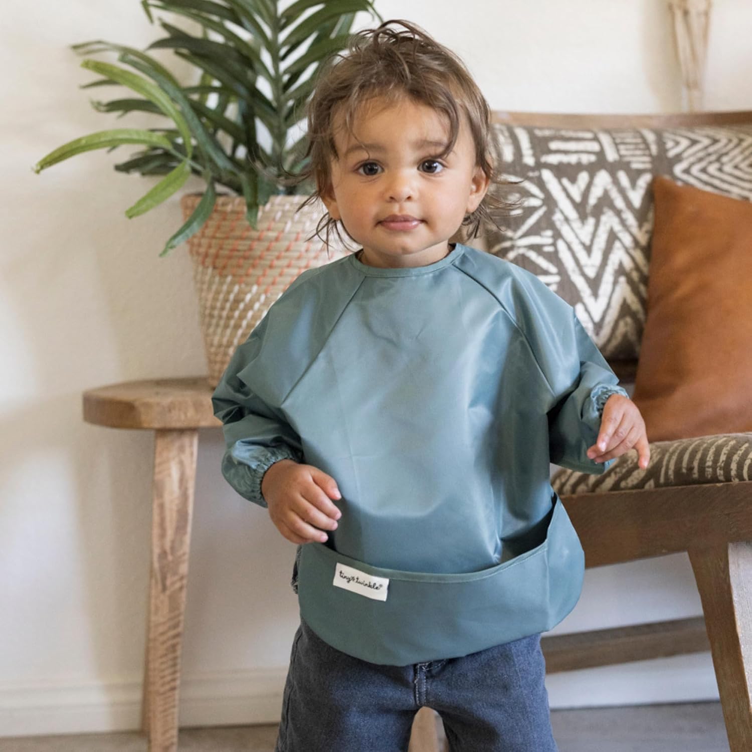 Detalle de Tiny Twinkle Long Sleeve Bib, 2-Pack Waterproof Smock, Slate Olive, 6–24M